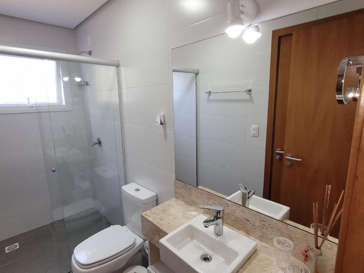 Apto 103 B,2, Proximo A Museus E Restaurantes, Condominio Com Piscina Aquecida. Грамаду Экстерьер фото